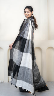 Black and White Checks Linen Saree